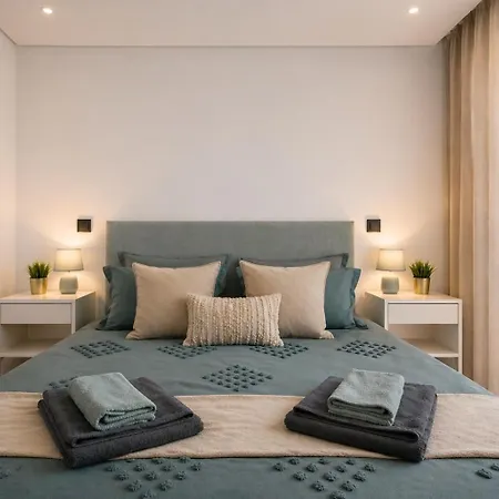 Marivital I Luxury I Heated Pool I Old Town Albufeira