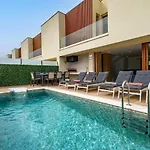Marivital I Luxury I Heated Pool I Old Town Villa